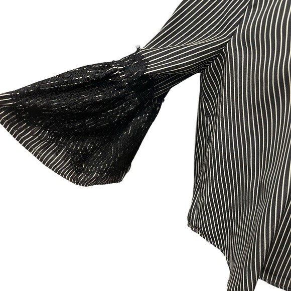 THML Blouse Womens Medium Black White Strip Lace 3/4 Sleeve Velvet Back Tie - Picture 4 of 16